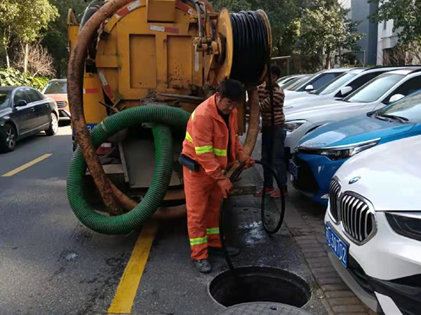 石龙镇排污管道清淤